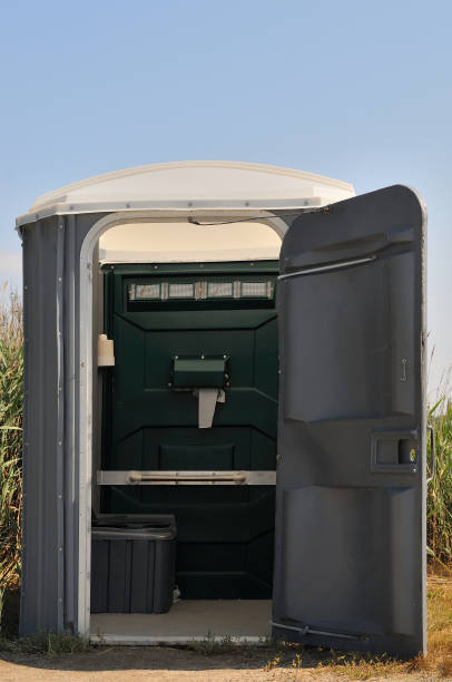 Best Luxury portable toilet rental  in Agency Village, SD